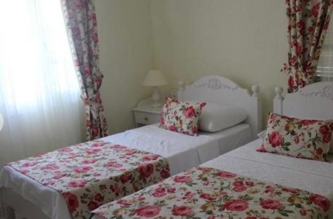 The White Hotel Алачати Экстерьер фото